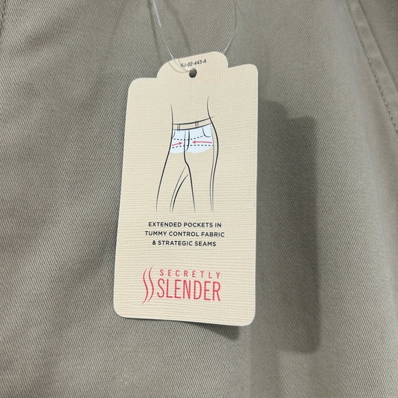 NWT St. John's Bay Women’s Khaki Chinos - Picture 6 of 6